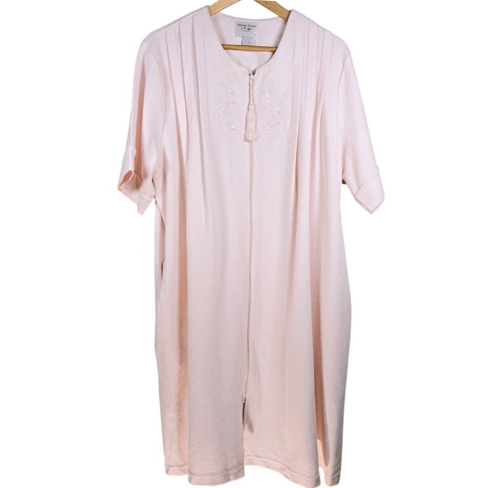Amanda Stewart Pink Waffle Knit Zip Front Robe Floral Embroidered Tassel 1X